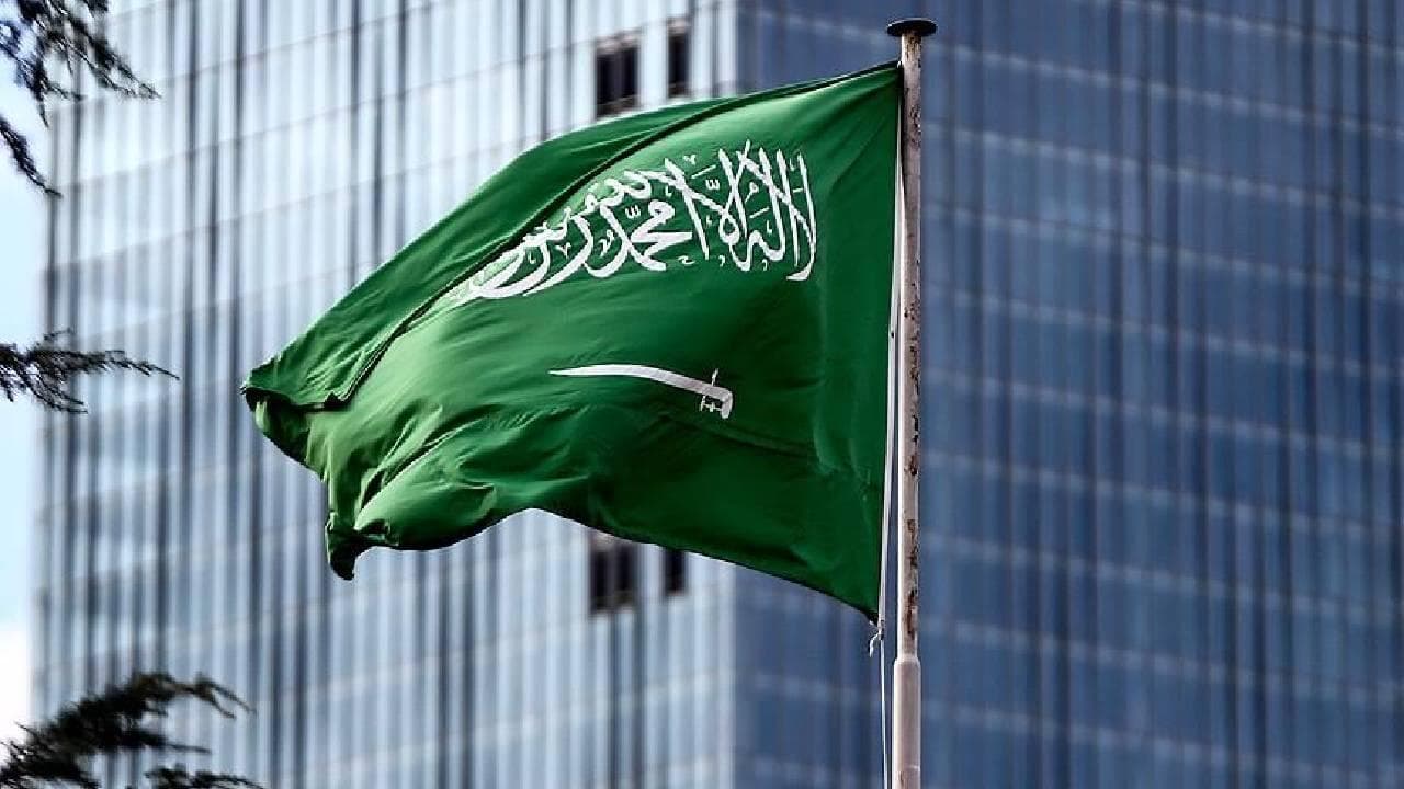 Arap Koalisyonu: Husilerin Suudi Arabistan'a fırlattığı 3 füze ile 4 İHA imha edildi