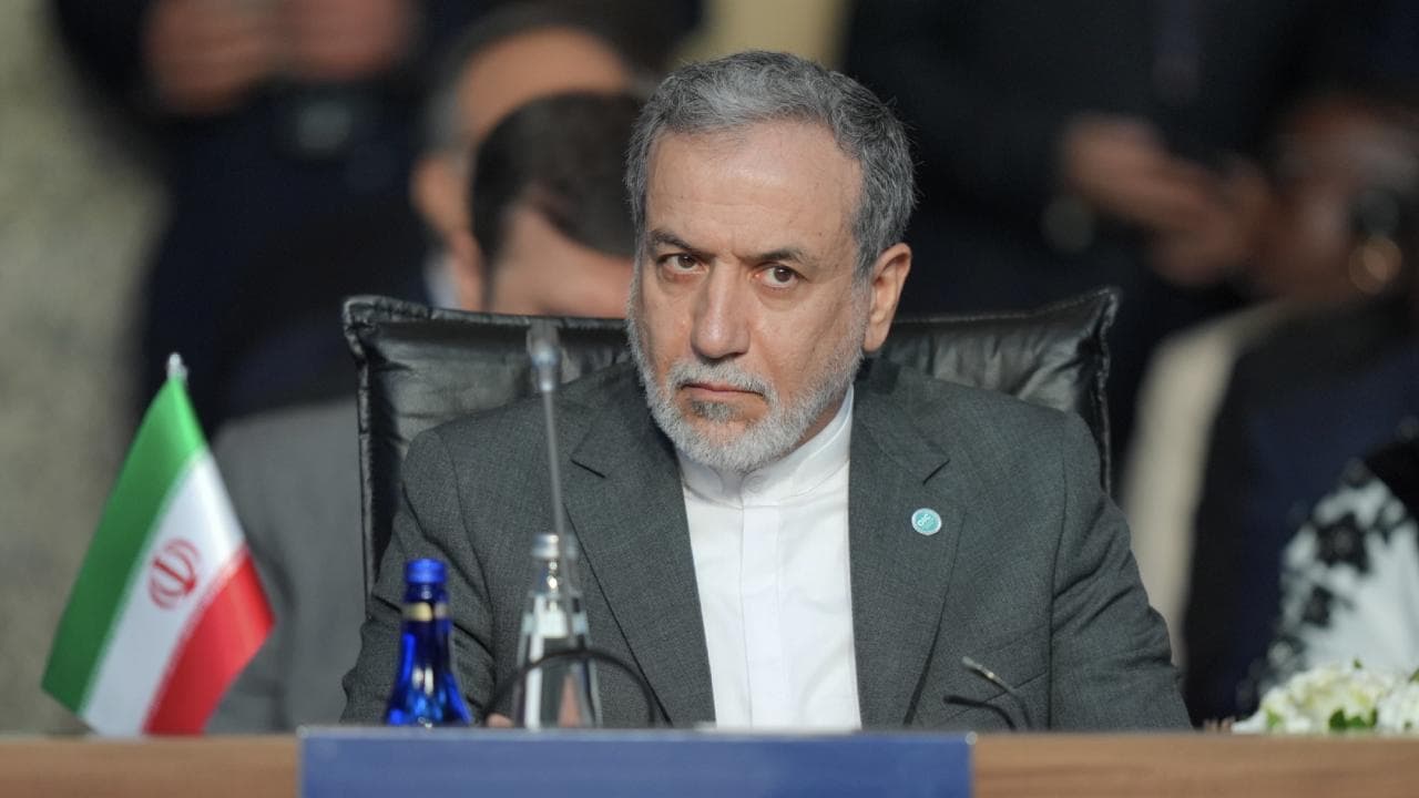 Arakçi’den ABD’ye mesaj: İran savunma ve diplomasi seçeneklerini koruyor
