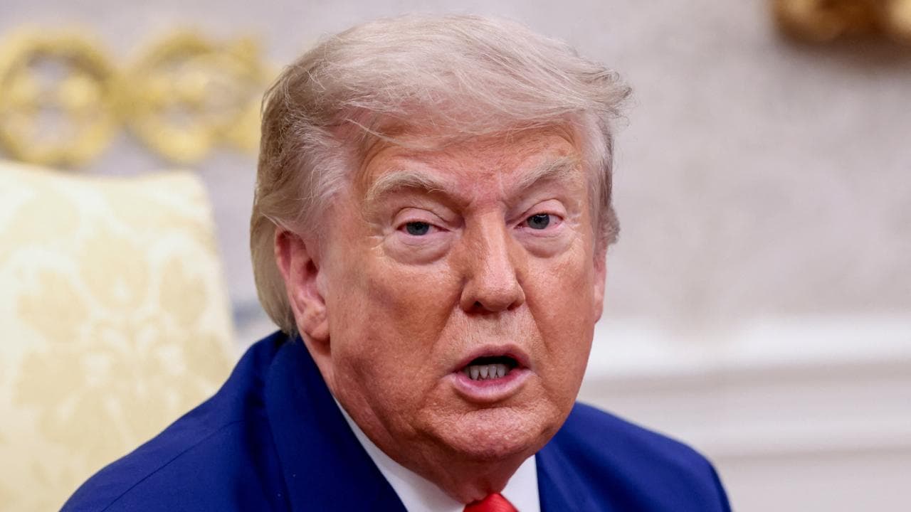 Trump, İngiltere'deki ABD bombardıman uçaklarının geri çekildiğini doğruladı