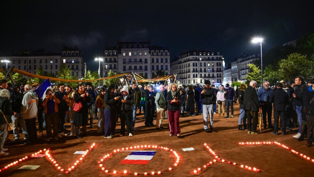Live: Curfews come into effect around France to combat looting