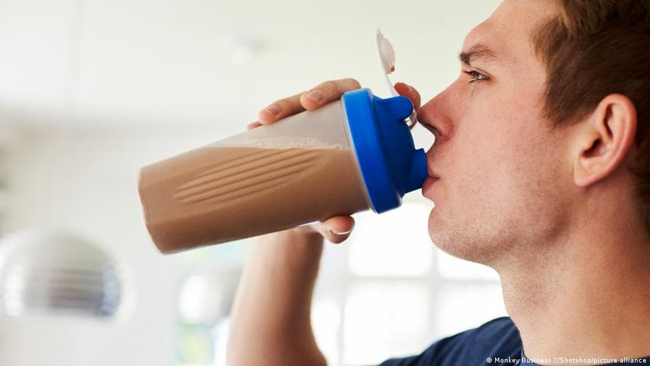 Kas yapmak isteyen gençler protein tozu kullanmalı mı?