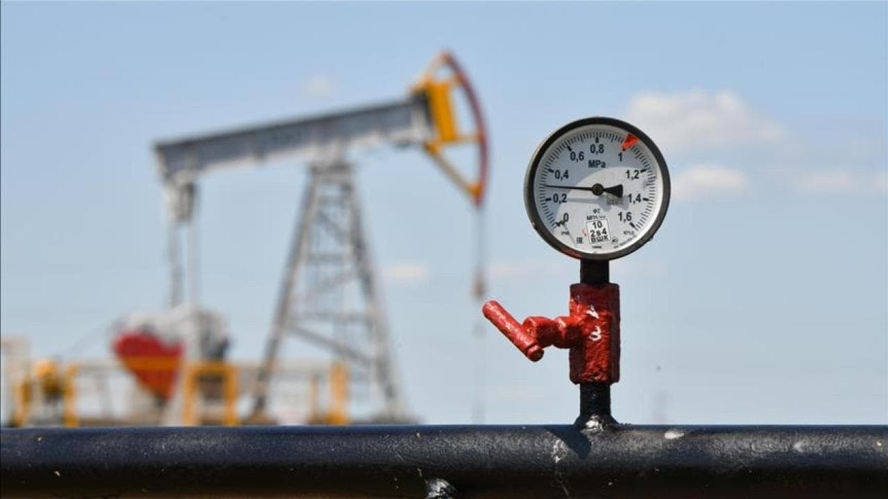 Brent petrolün varil fiyatı yüzde 2,1 artışla 106,78 dolara çıktı